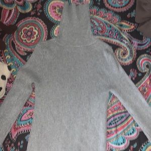 Grey turtleneck